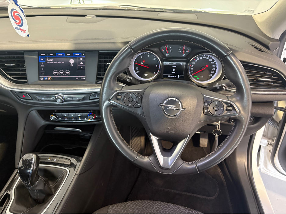 2021 Opel Insignia 1.5L Diesel For Sale Images