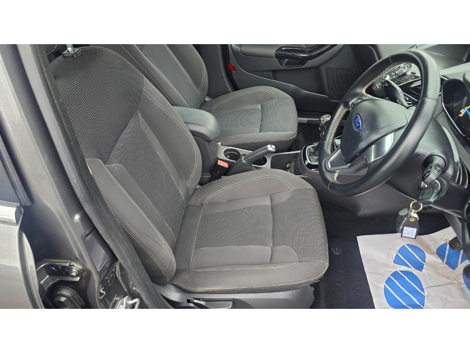 Ford Fiesta TITANIUM 1.0 65PS M5 4DR MCA CB1 CNN — thumbnail 4