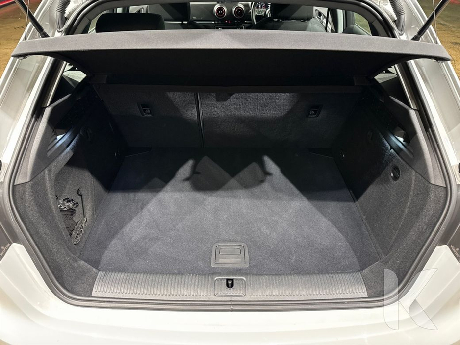Audi A3 1.4 AUTOMATIC - BLACK STYLING EDITION - UPGRADED ALLOYS - FLAT BOTTOM STEERING WHEEL - CRUISE CONTROL - REVERSE CAMERA - HEATED SEATS — thumbnail 12