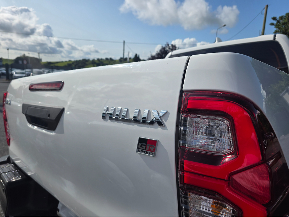 2023 Toyota Hilux 2.4L Diesel For Sale Images