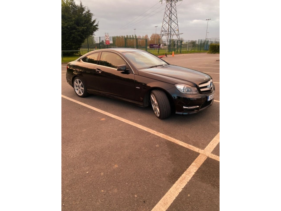 Mercedes-Benz C Class 2.1 Coupe Diesel Automatic RWD (170bhp)