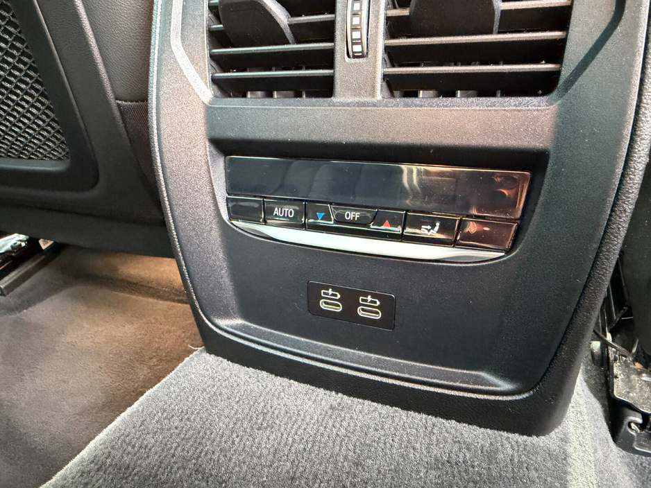 BMW 3 Series 330e M Sport Pro Edition Auto — thumbnail 24