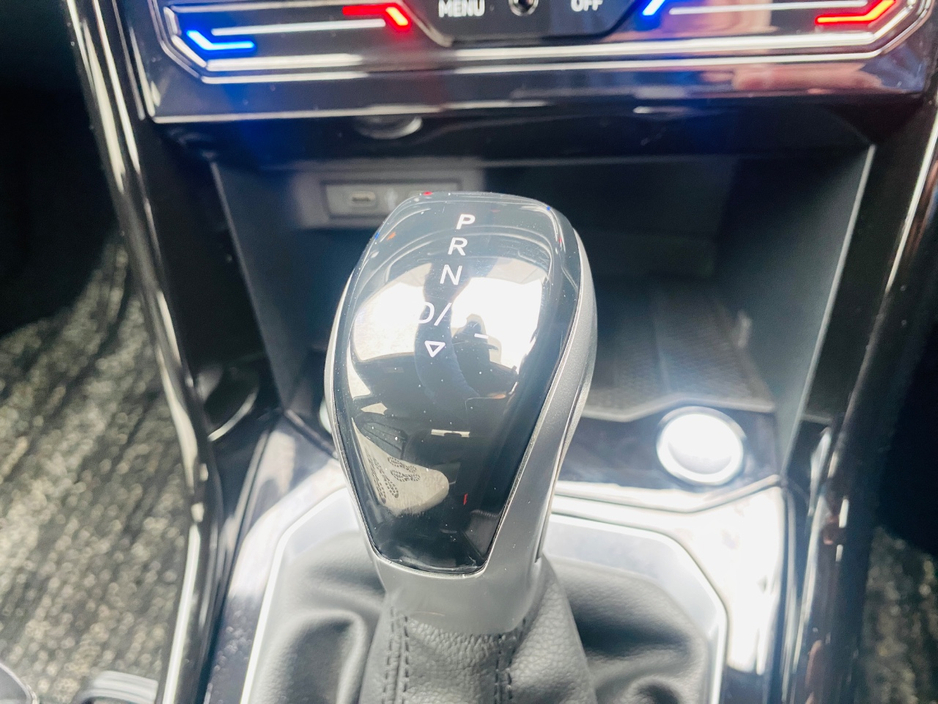 2023 Volkswagen T-Roc 2L Diesel For Sale Images