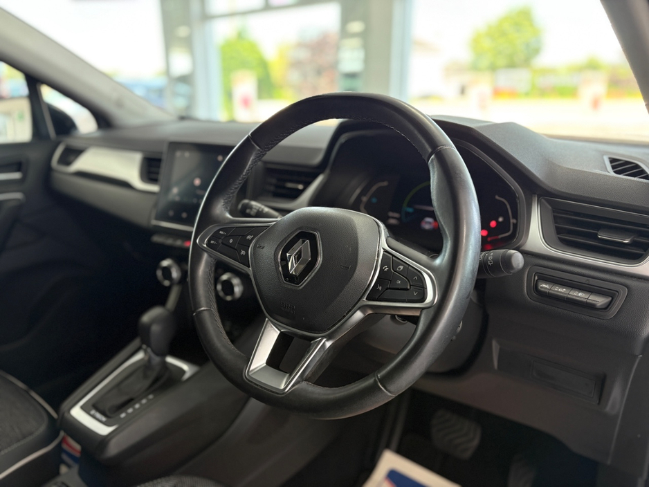 2023 Renault Captur 1.6L Hybrid For Sale Images