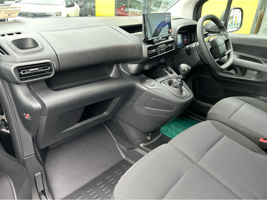 2025 Opel Combo 1.5L Diesel For Sale Images