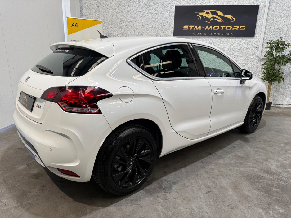 DS Automobiles DS 4 1.2 PURETECH 130 ELEGANCE — thumbnail 11