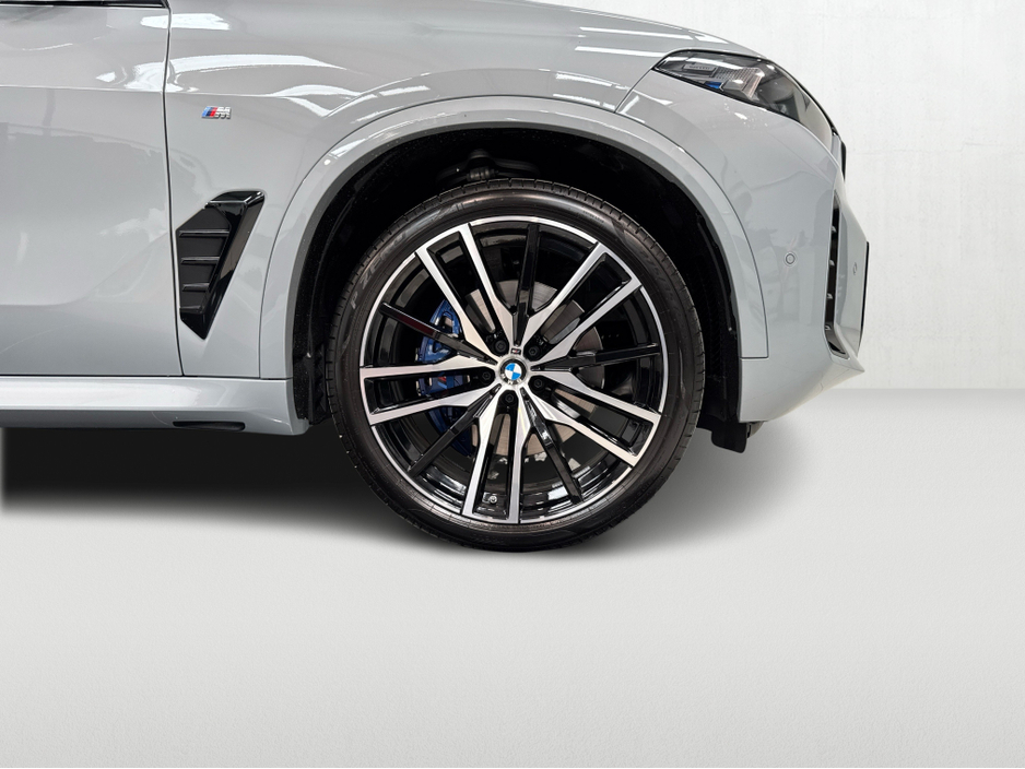 2025 BMW X5 3.0L Diesel For Sale Images