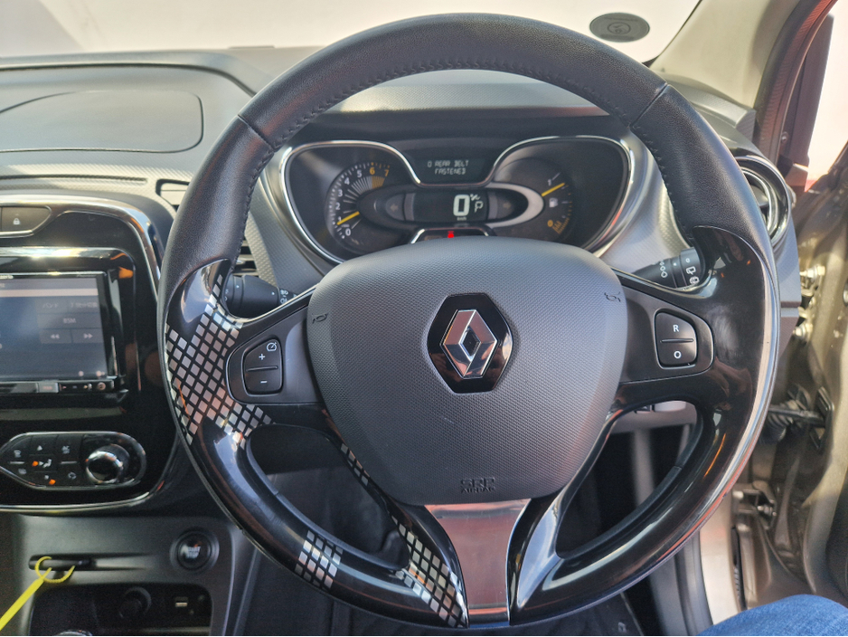 2015 Renault Captur 1.2L Petrol For Sale Images