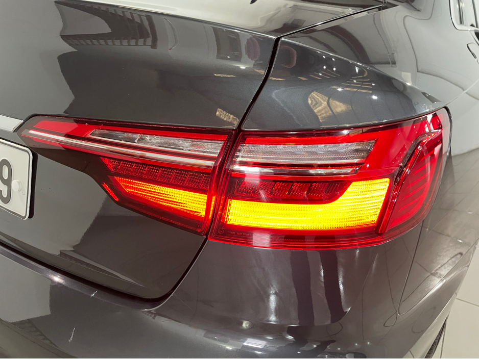 2022 Audi A4 2L Diesel For Sale Images