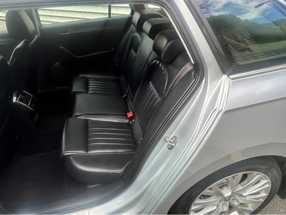 2021 Skoda Superb 2L Diesel For Sale Images