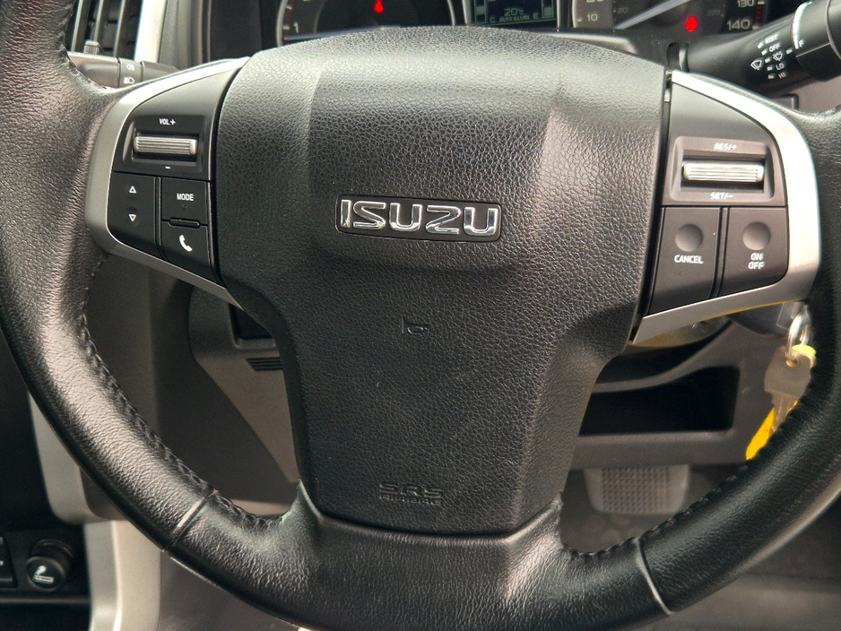2016 Isuzu D-MAX 2.5L Diesel For Sale Images