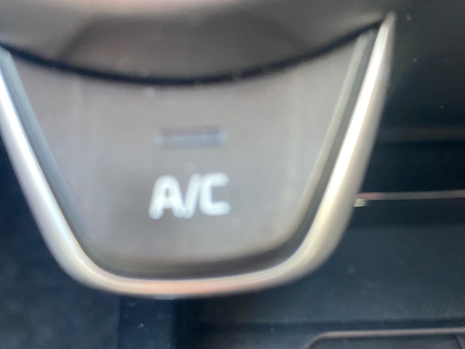 2022 Kia Stonic 1L Petrol For Sale Images