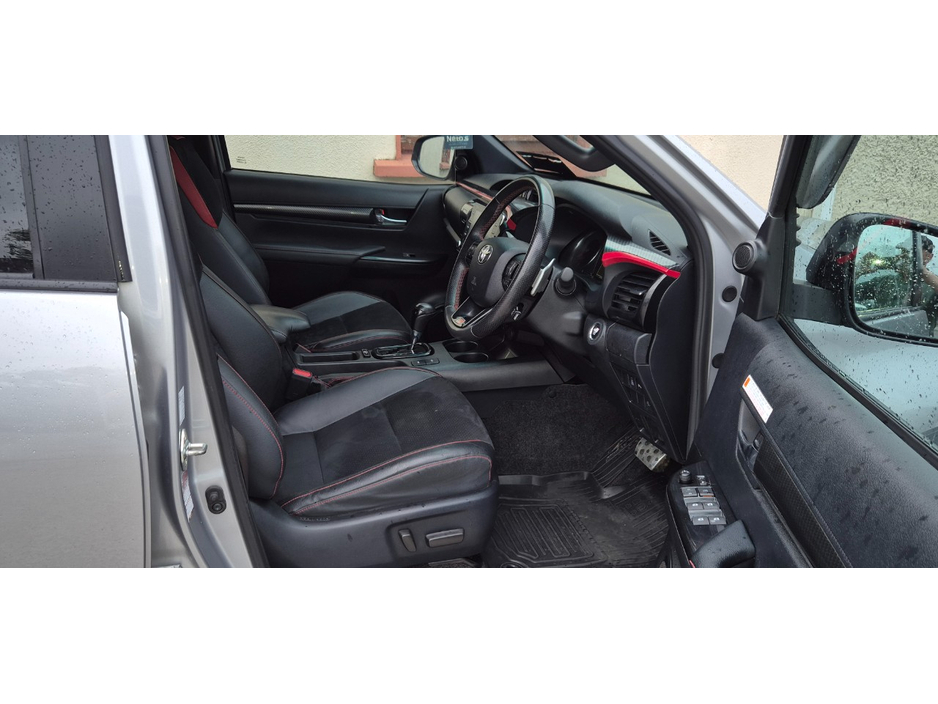 2023 Toyota Hilux 2.8L Diesel For Sale Images