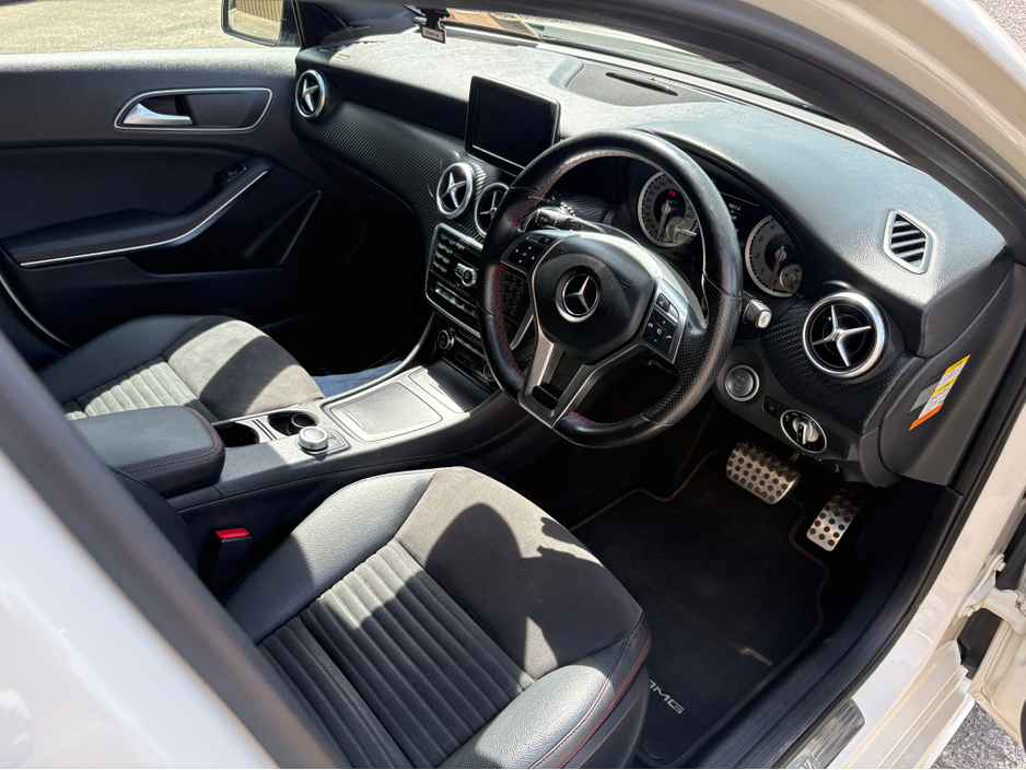 2015 Mercedes-Benz A Class 1.6L Petrol For Sale Images