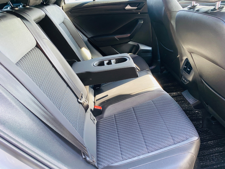 2021 Volkswagen T-Roc 2L Diesel For Sale Images