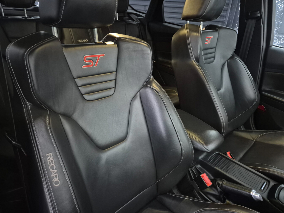 2015 Ford Focus 2L Diesel For Sale Images