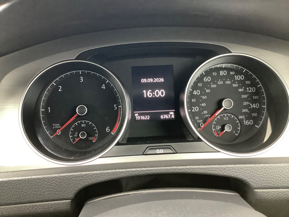 2016 Volkswagen Golf 2L Diesel For Sale Images