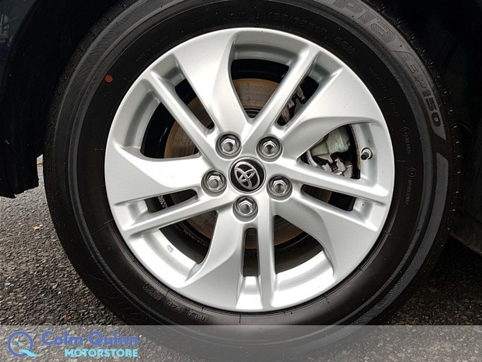 Used Toyota Yaris LUNA 1.5 HYBRID AUTO HATCHBACK (2023 (231))