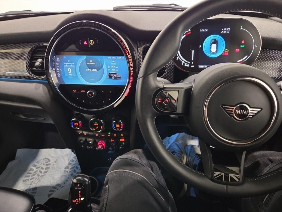 2023 MINI Hatch 1.5L Petrol For Sale Images