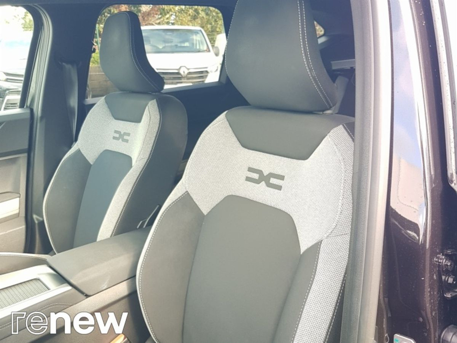 2026 Dacia Bigster 1.8L Petrol Hybrid For Sale Images