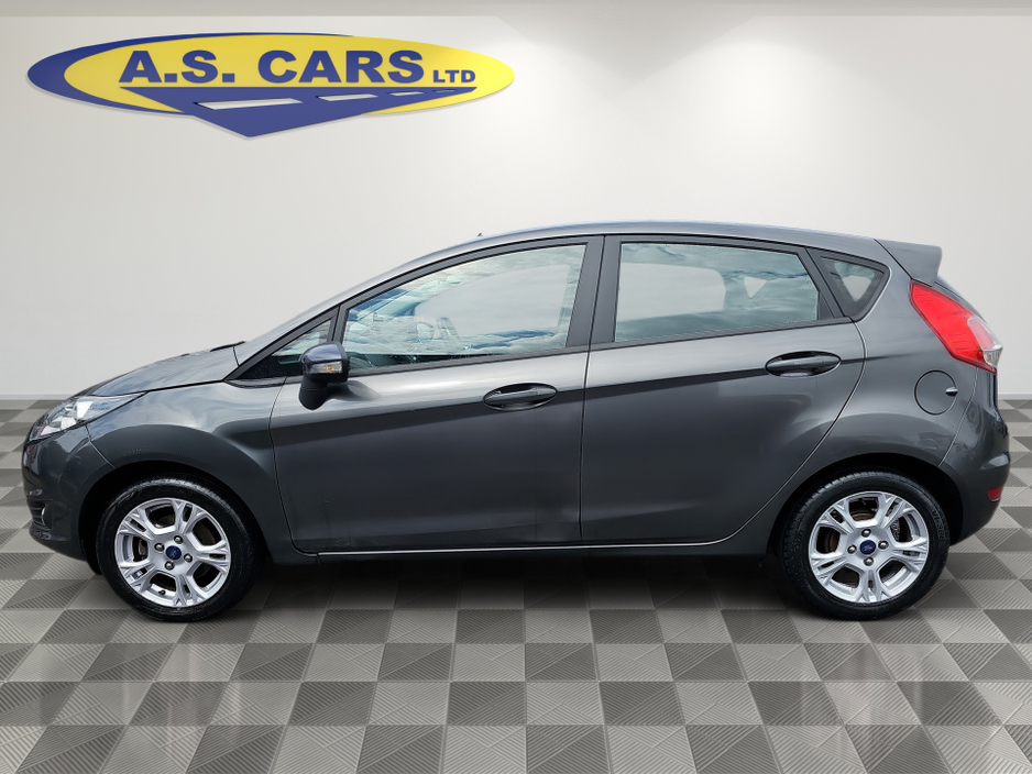 Ford Fiesta ZETEC 1.25 60PS M5 5DR MCA 4DR — thumbnail 7