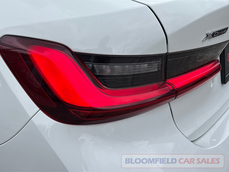 BMW 3 Series ** DEPOSIT TAKEN** 320D MSPORT , AUTO // ULTRA LOW MILEAGE — thumbnail 16