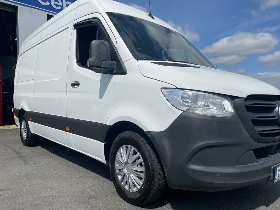 2021 Mercedes-Benz Sprinter 2.1L Diesel For Sale Images