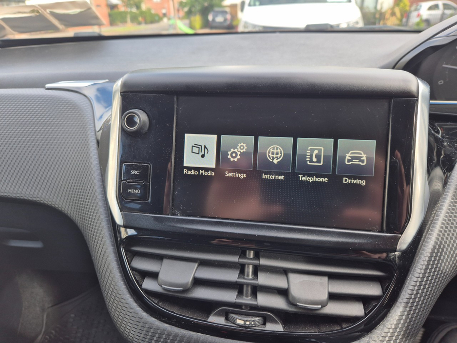 Peugeot 2008 1.6 E-HDI ALLURE EGC 5DR AUTO — thumbnail 8