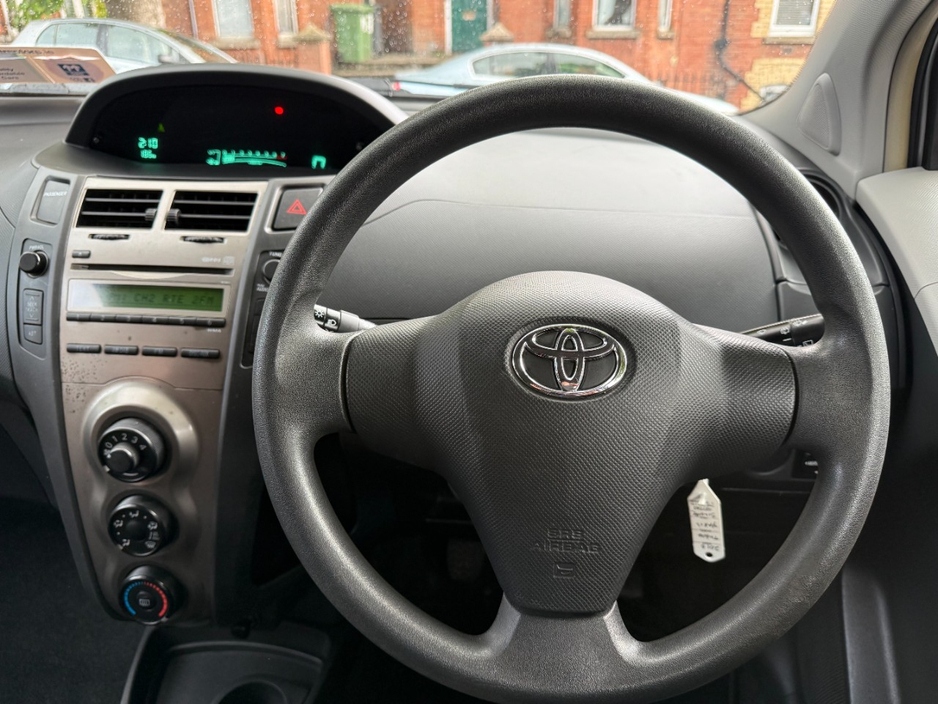 2010 Toyota Yaris 1L Petrol For Sale Images
