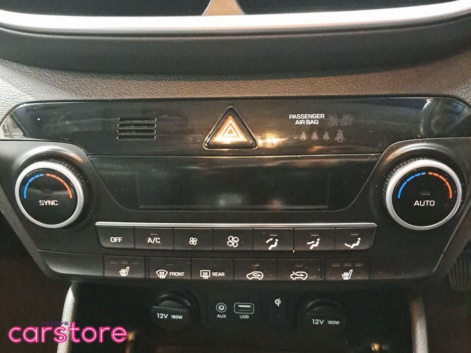 Hyundai Tucson 2WD Executive Petrol — thumbnail 17