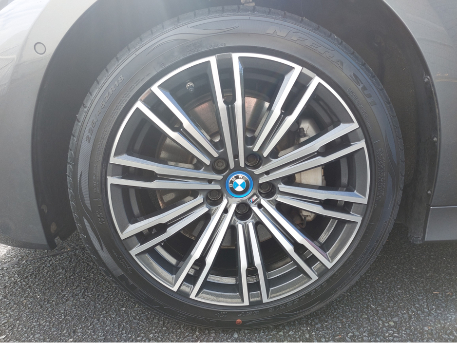 2022 BMW 3 Series 2.0L Petrol Plug-in Hybrid For Sale Images