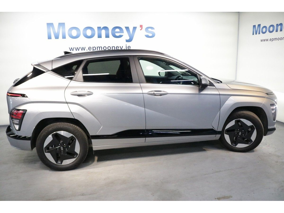 Hyundai Kona Electric Platinum 65KWH EV - — thumbnail 6