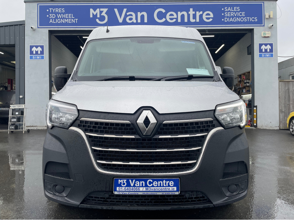2023 Renault Master 2.3L Diesel For Sale Images