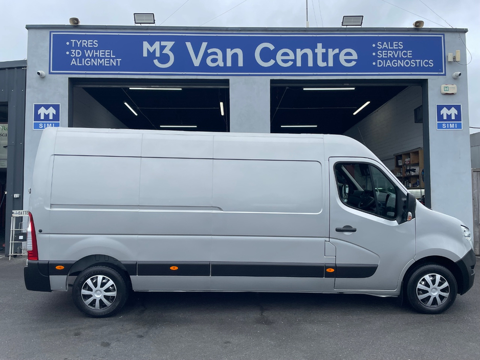 2022 Nissan Interstar 2.3L Diesel For Sale Images