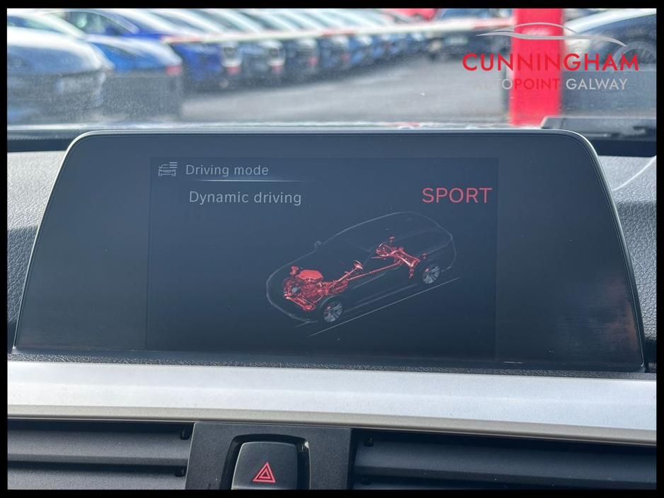 BMW 3 Series 318d SE Touring Auto — thumbnail 29