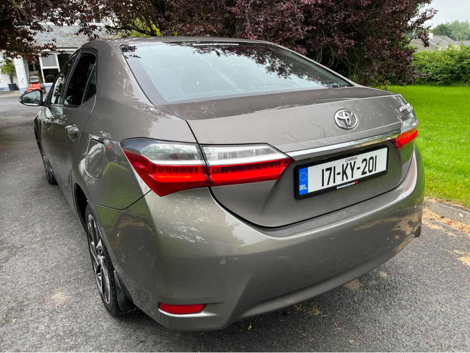 2017 Toyota Corolla 1.4L Diesel For Sale Images