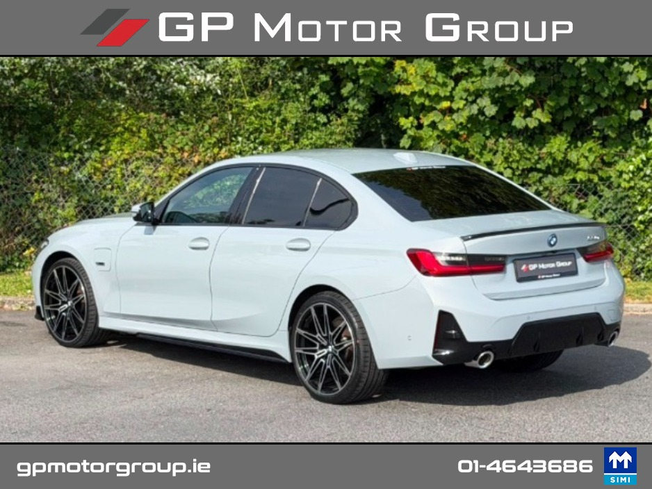 BMW 3 Series 330E M SPORT M PERFORMANCE *1 YEAR WARRANTY* — thumbnail 9