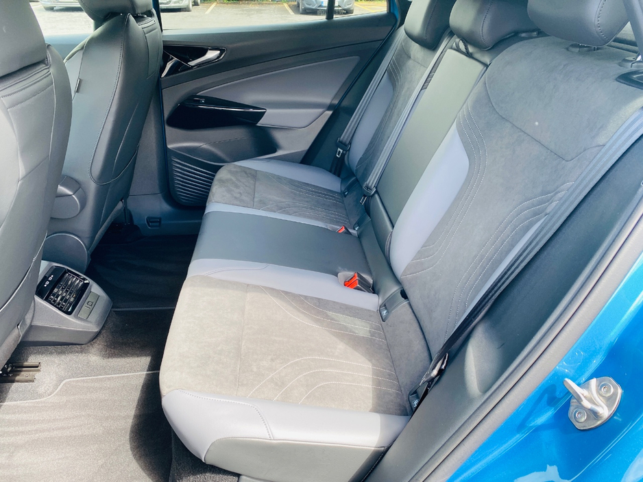 2025 Volkswagen ID.4 0L Electric For Sale Images