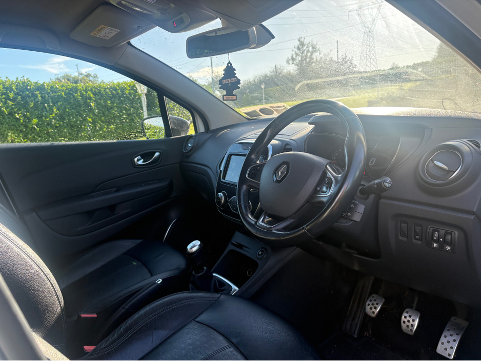 2018 Renault Captur 0.9L Petrol For Sale Images