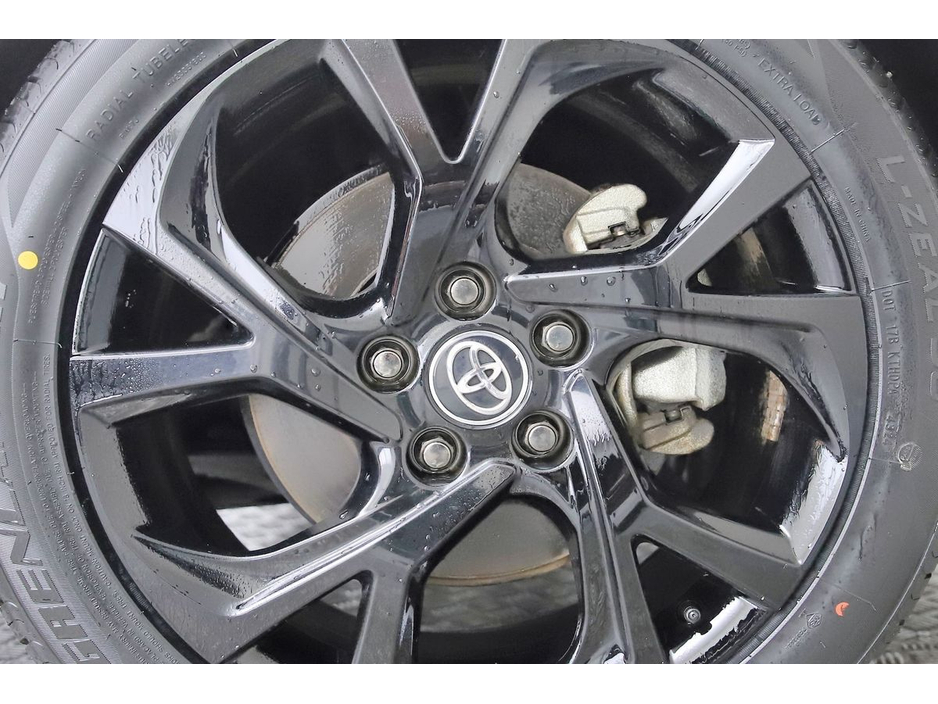Toyota C-HR 1.8 HYBRID *HALF LEATHER*ANDROID CAR PLAYER*REVERSE CAM* — thumbnail 28