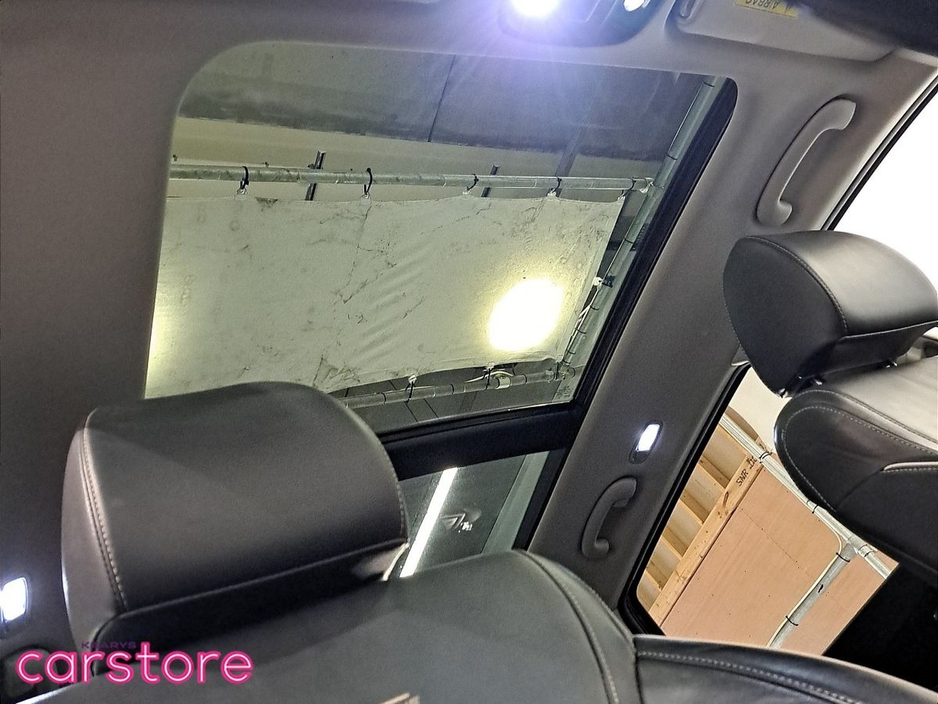 Kia Sorento 2.2 GT Line A/T * Full Kia Service History * 1 Owner Car — thumbnail 19