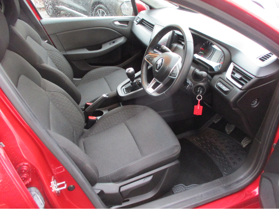 2022 Renault Clio 1L Petrol For Sale Images