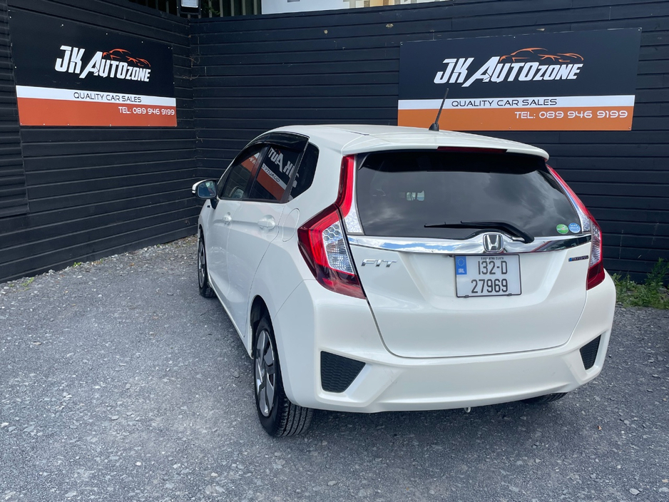 Honda Fit 1.5 HYBRID AUTO — thumbnail 6