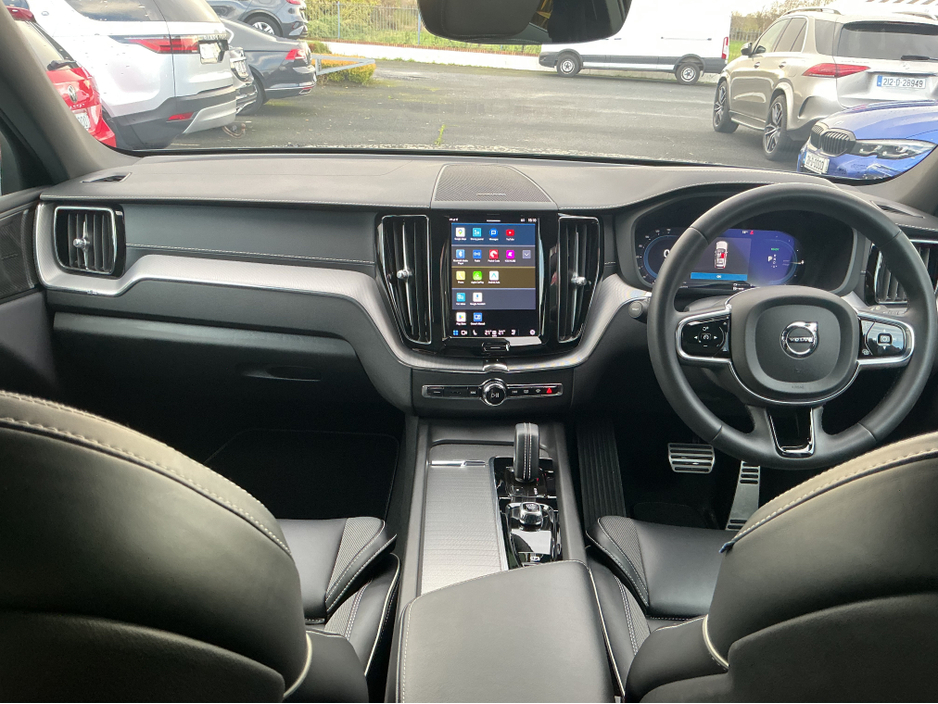 2022 Volvo XC60 2L Petrol Plug-in Hybrid For Sale Images