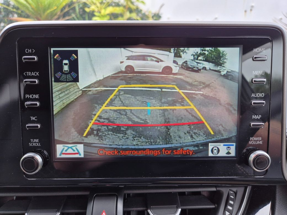 Toyota C-HR 1.8 HYBRID / SOL NERO WITH SAFETEY PACK 2 / TAX €160 — thumbnail 24