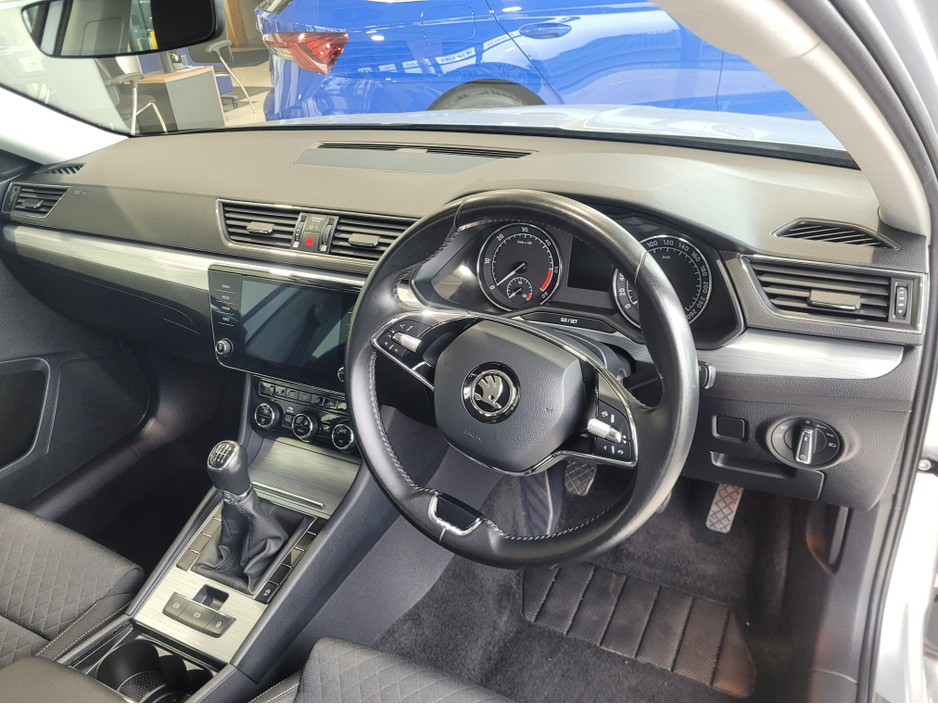 2021 Skoda Superb 2.0L Diesel For Sale Images