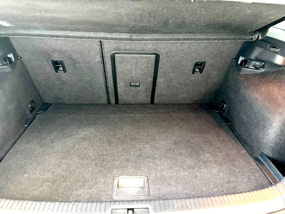 2017 Volkswagen Golf 1.6L Diesel For Sale Images