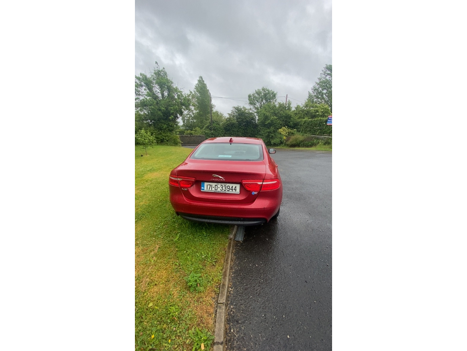 Jaguar XE MY 17 2.0 D 163PS SE 4DR