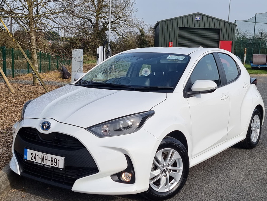 2024 Toyota Yaris 1.5L Petrol Hybrid For Sale Images