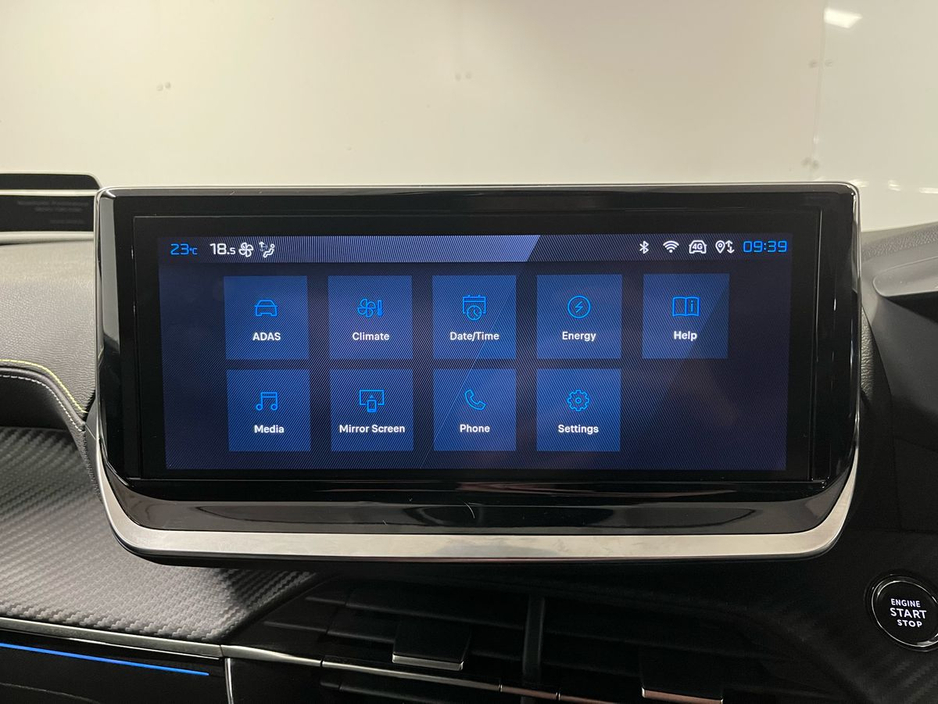 Peugeot 2008 GT EV 54kWh 156BHP - Reversing Camera - Climate Control - Cruise Control - Keyless Start - Apple CarPlay/Android Auto — thumbnail 17